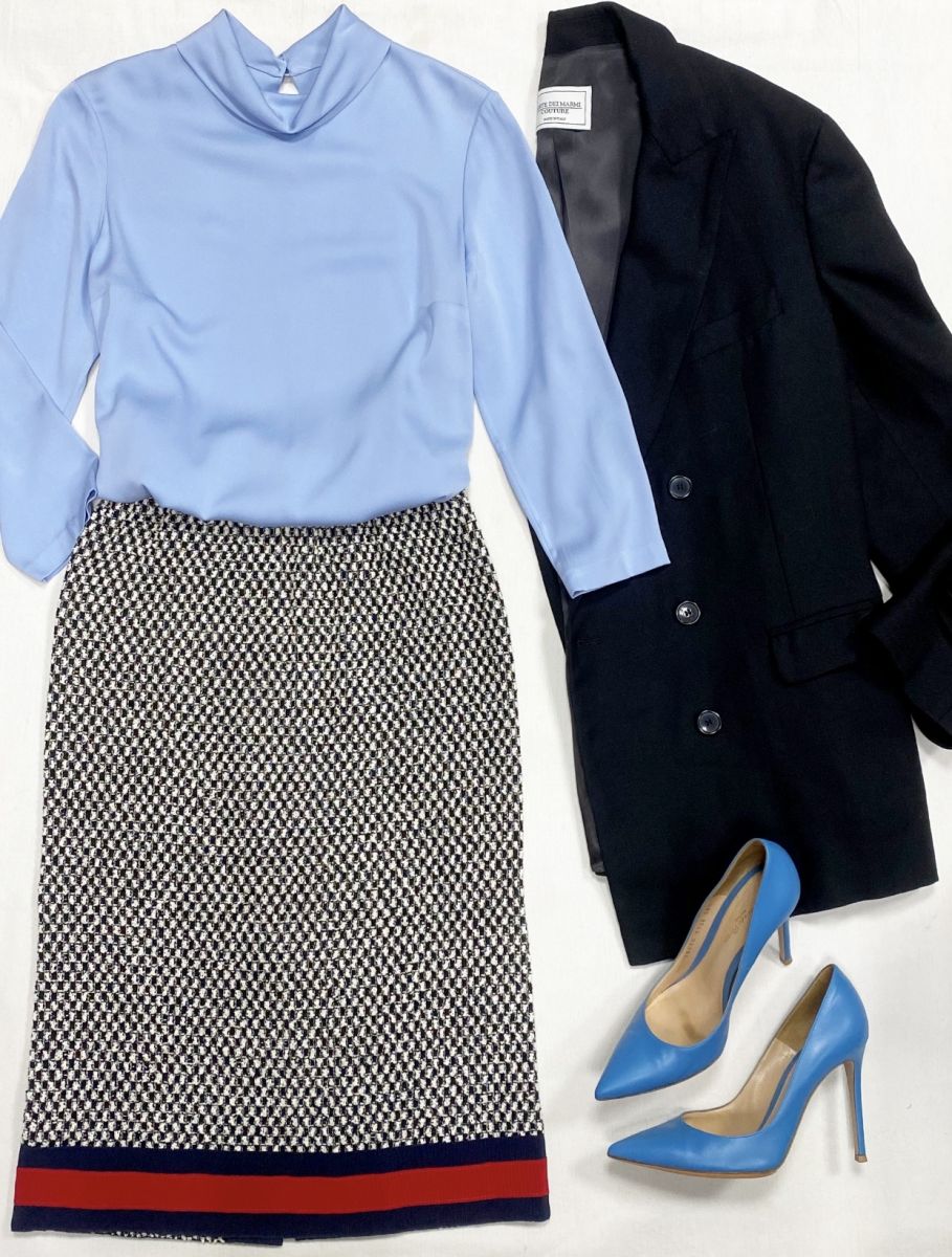 Жакет Forte Dei Marmi размер 42 цена 23 483 руб 
Блузка Alexander Terekhov размер 40 цена 7 828 руб 
Юбка Gucci размер 38 цена 15 655 руб 
Туфли Gianvito Rossi размер 38.5 цена 15 655 руб