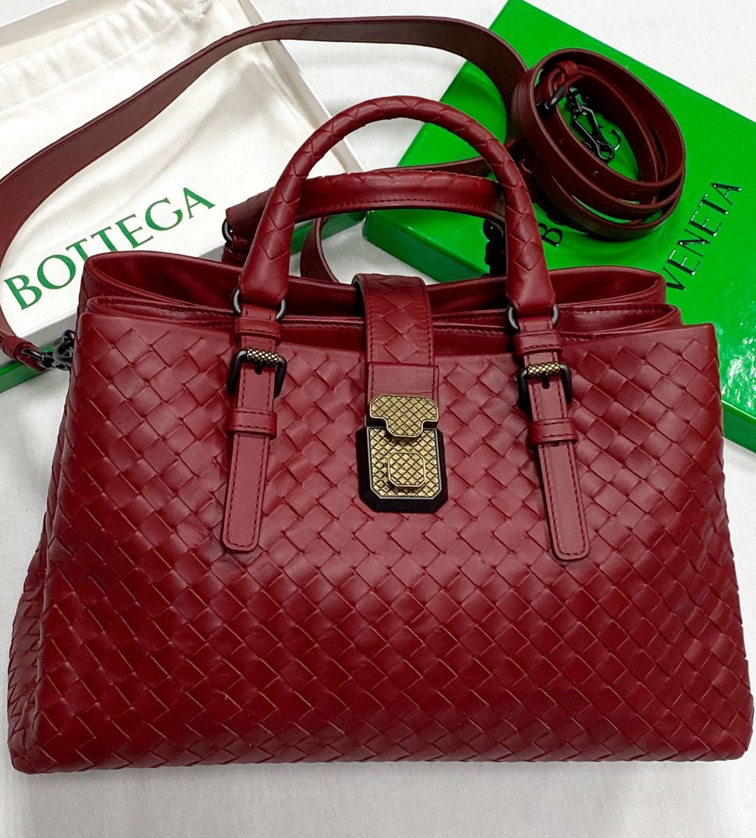 Сумка Bottega Veneta размер 30/18 цена 156 550 руб
