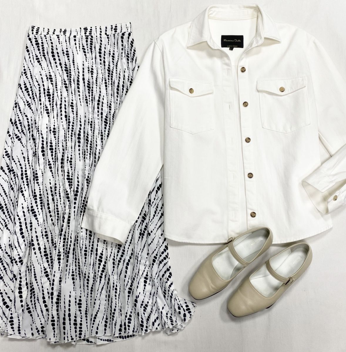 Юбка Zara размер L цена 2 348 руб
Куртка Massimo Dutti размер M цена 4 697 руб
Балетки размер 39.5 цена 31 310 руб