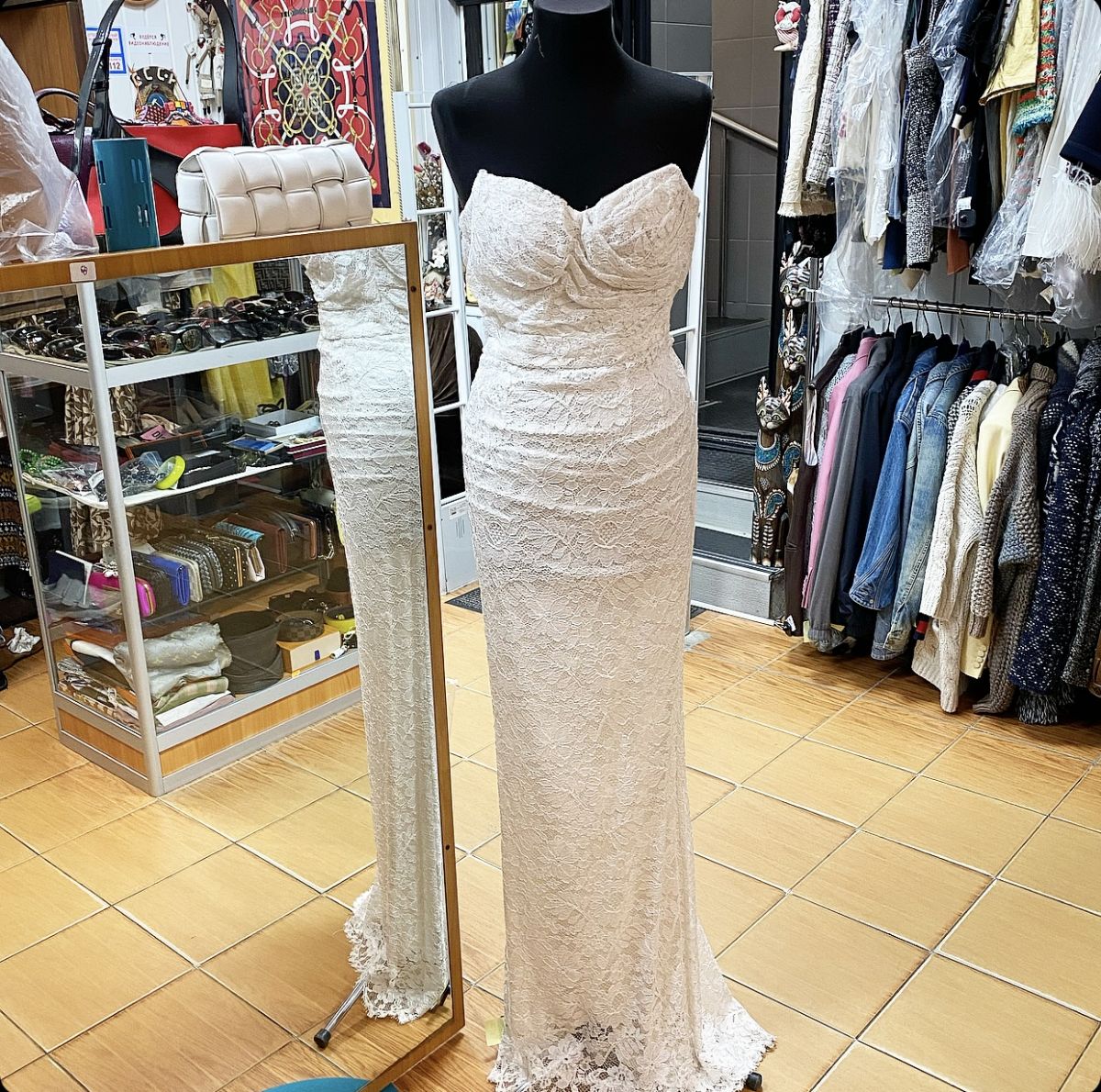Платье / кружево / Dolce Gabbana размер 44 цена 23 078 руб 