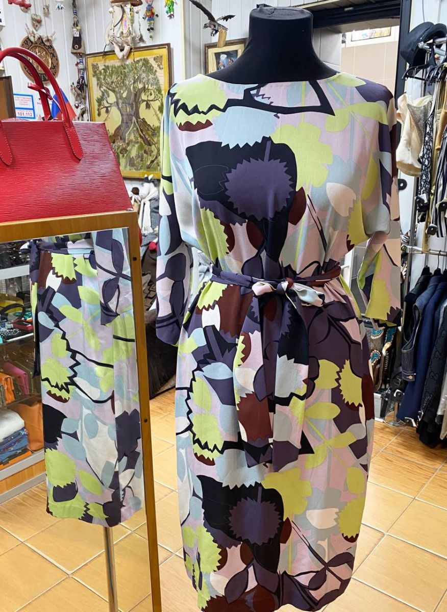 Платье Diane Von Furstenberg размер 10 цена 10 959 руб
Платье BSBGmaxazria размер XXS цена 7 828 руб
