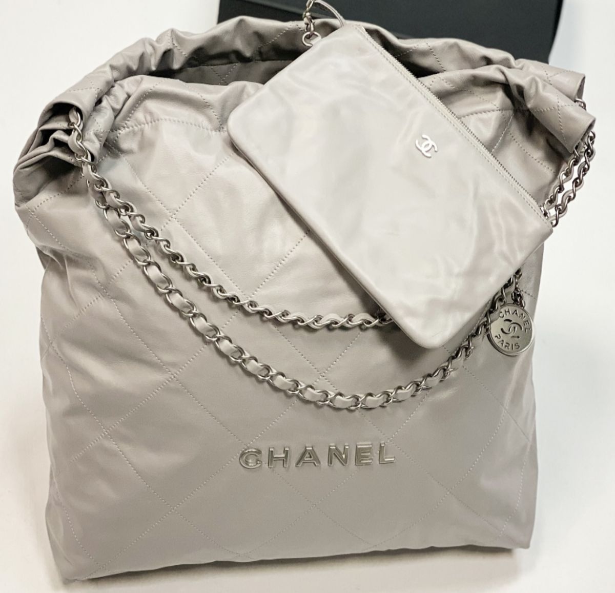 Сумка Chanel размер 40/45 цена 538 463 руб / новая /