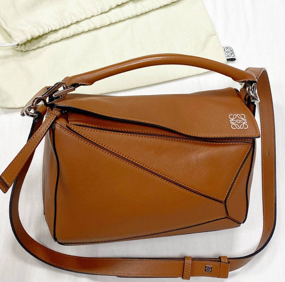 Сумка Loewe размер 25/15 цена 54 793 руб 