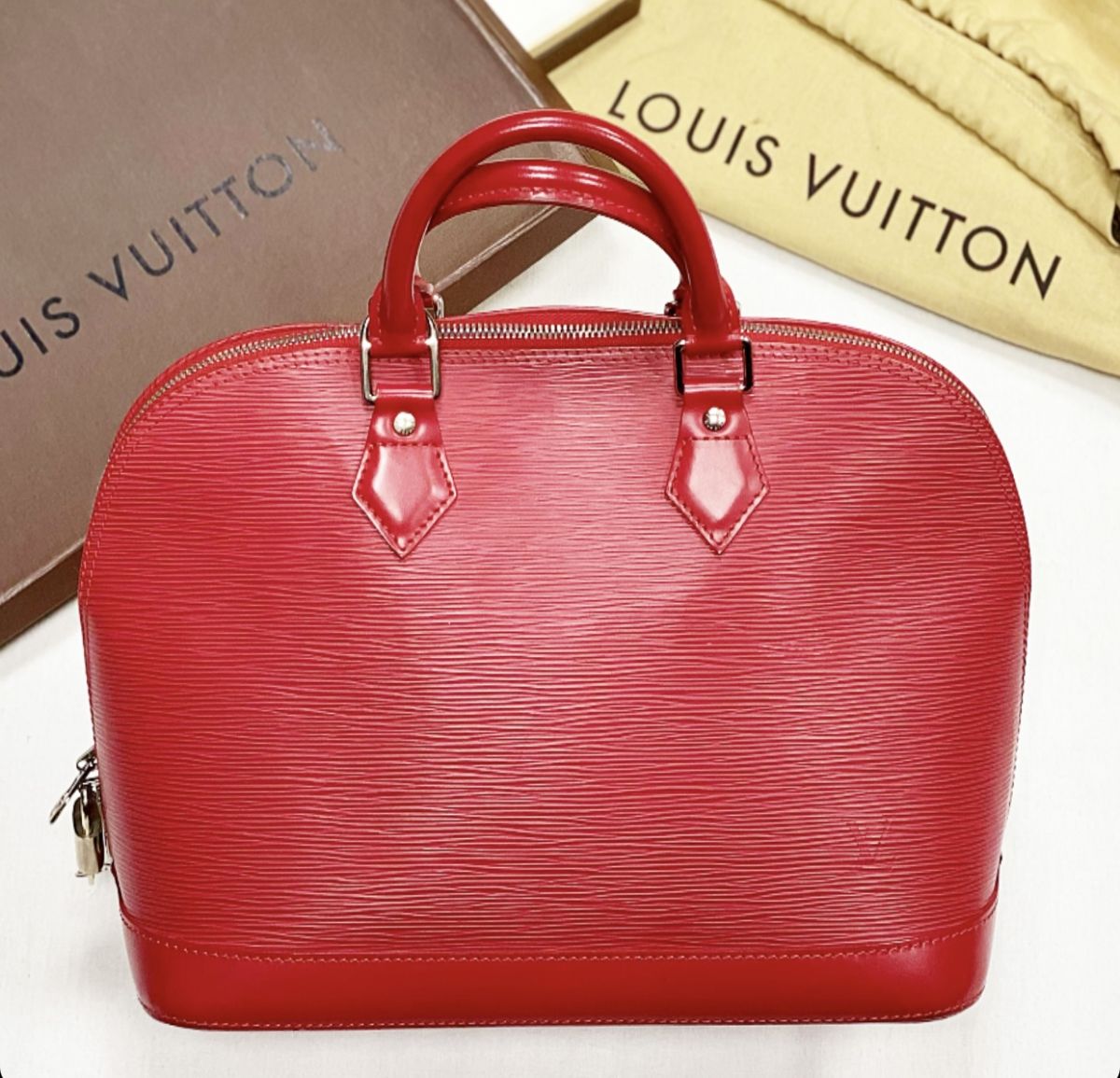 Сумка Louis Vuitton размер 30/25 цена 69 232 руб 
