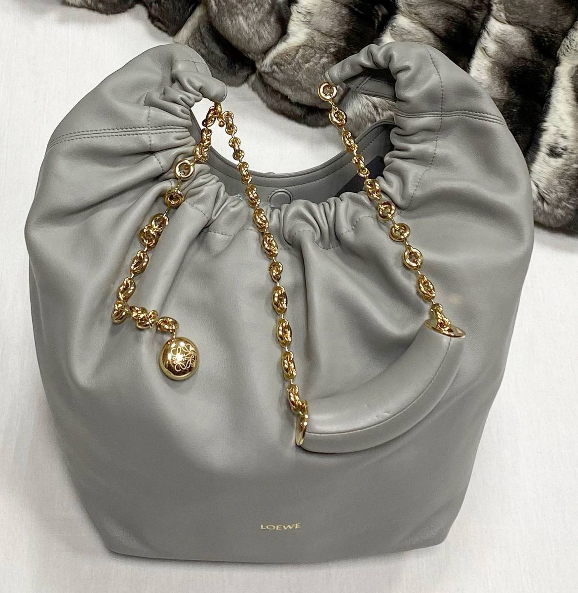 Сумка Loewe размер 25/30 цена 266 135 руб / новая /