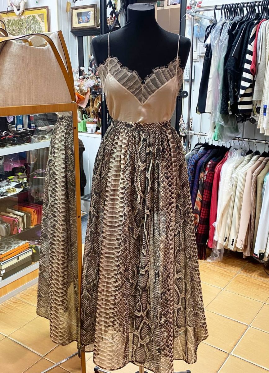 Юбка Elie Saab размер 42 цена 15 655 рубТоп Iro размер 40 цена 4 697 руб