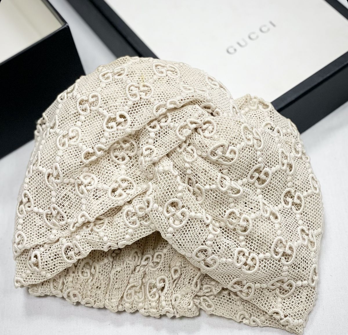 Чалма Gucci цена 7 693 руб 