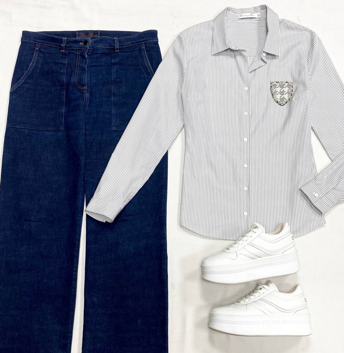 Рубашка/ бисер/ Christian Dior размер 46 цена 18 786 рубДжинсы Loro Piana размер 44 цена 15 655 рубКроссовки Celine размер 38 цена 46 965 руб