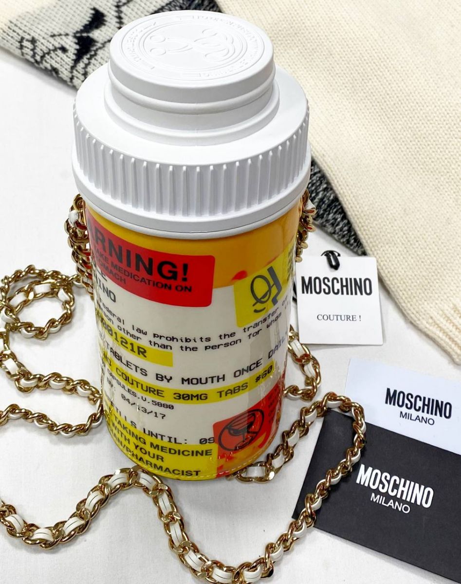Сумочка Moschino размер 15/10 цена 23 483 руб / карточка /