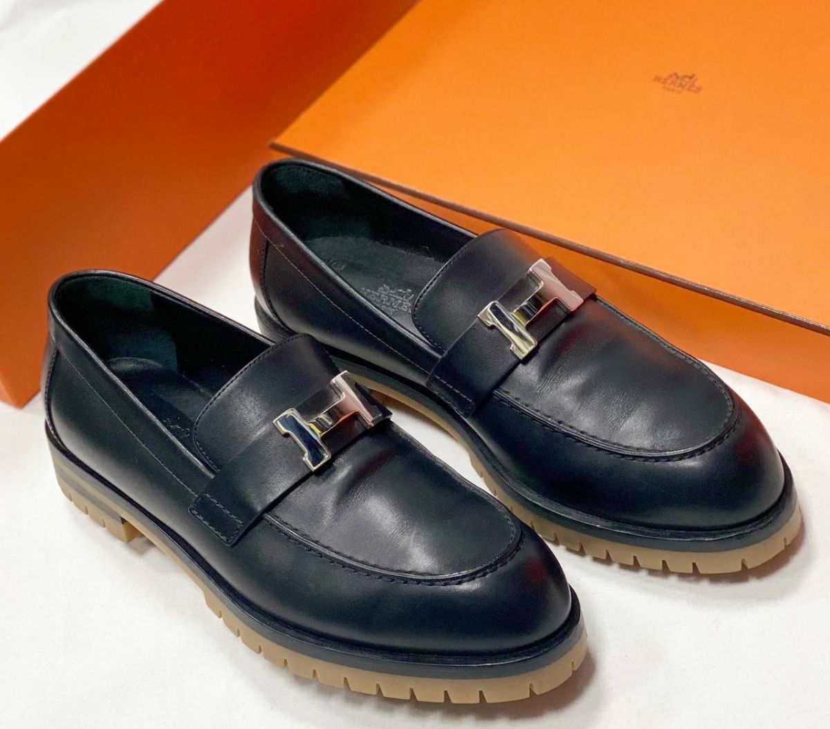 
Лоферы Hermès размер 38 цена 54 744 руб