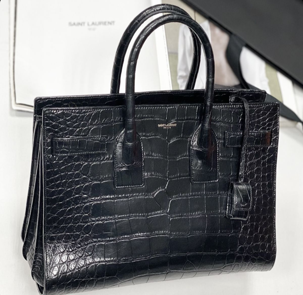 Сумка / крокодил / Saint Laurent размер 32/23 цена 353 855 руб 