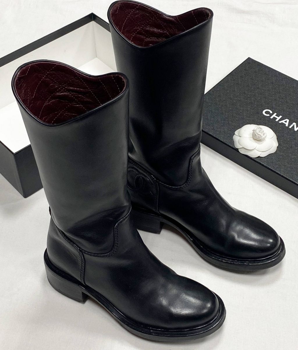 Сапоги Chanel размер 38 цена 39 138 руб

