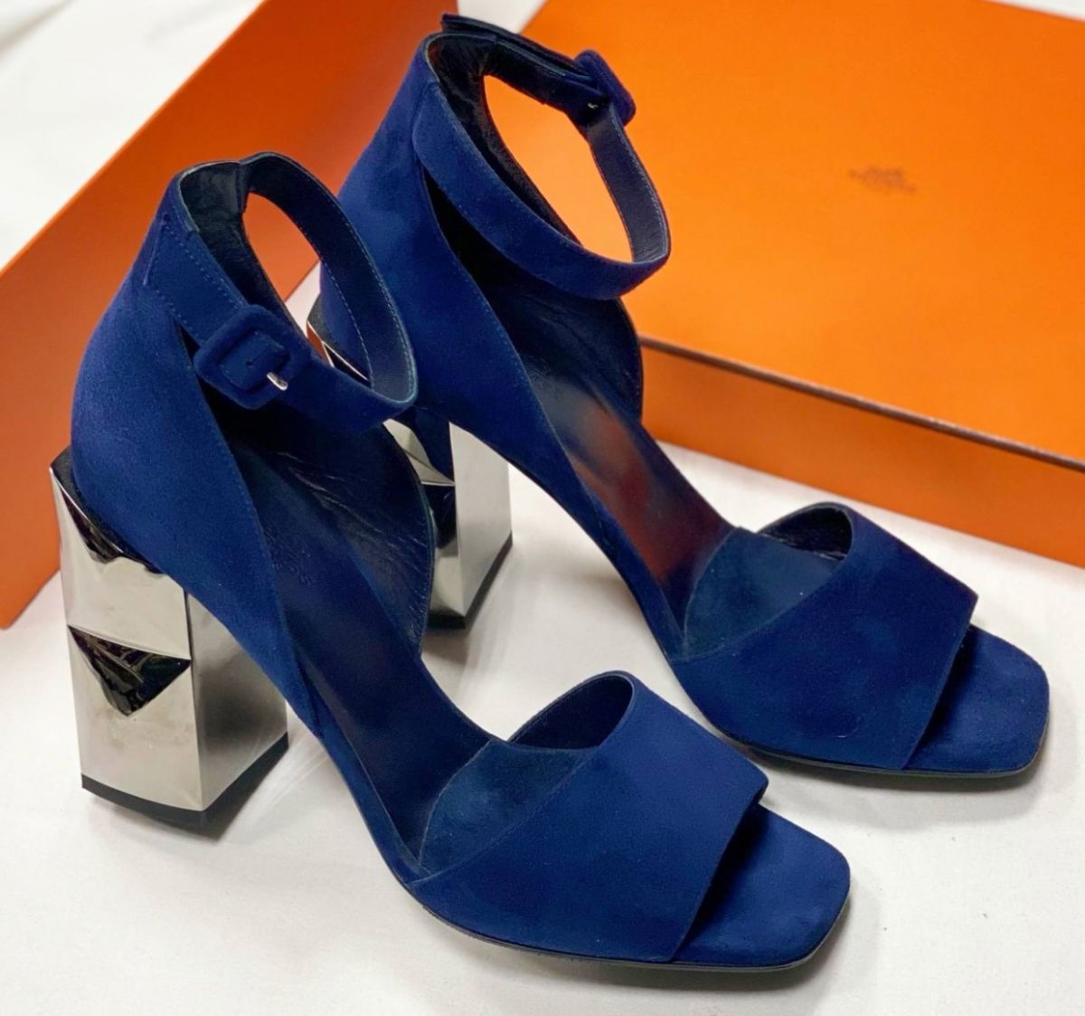Босоножки Hermès размер 40 цена 39 103 руб 