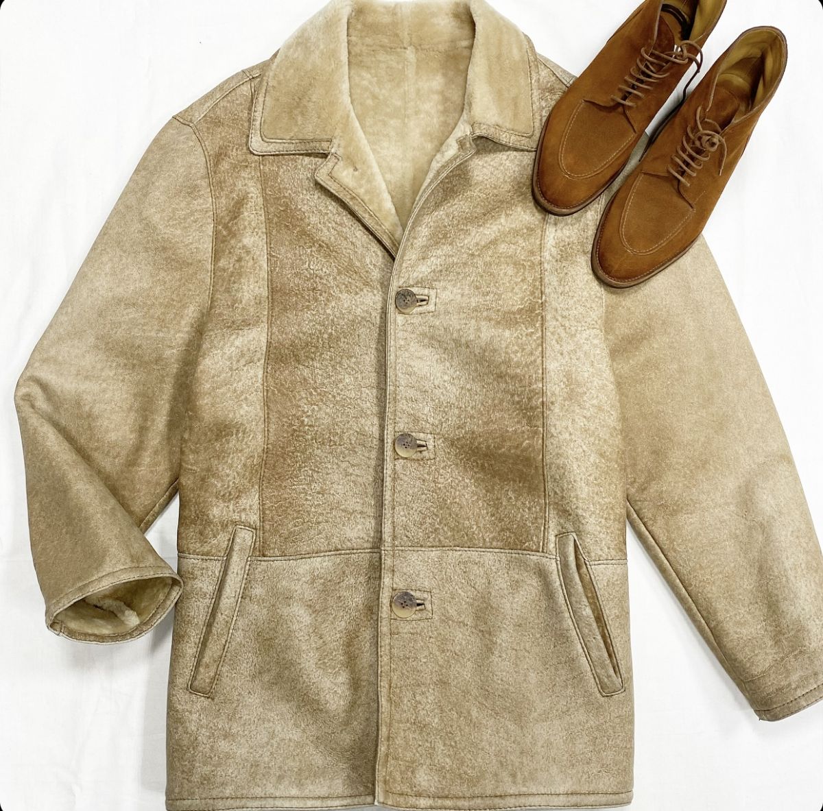 Дубленка размер 58 цена 46 155 руб Ботинки John Lobb размер 43 цена 23 078 руб