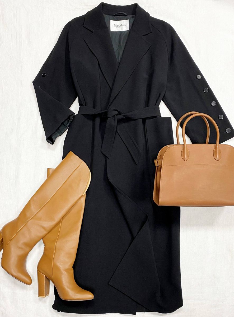 Пальто Max Mara размер 42 цена 31 310 руб
Сапоги Yana Raskovalova размер 37 цена 15 655 руб
Сумка The Row 