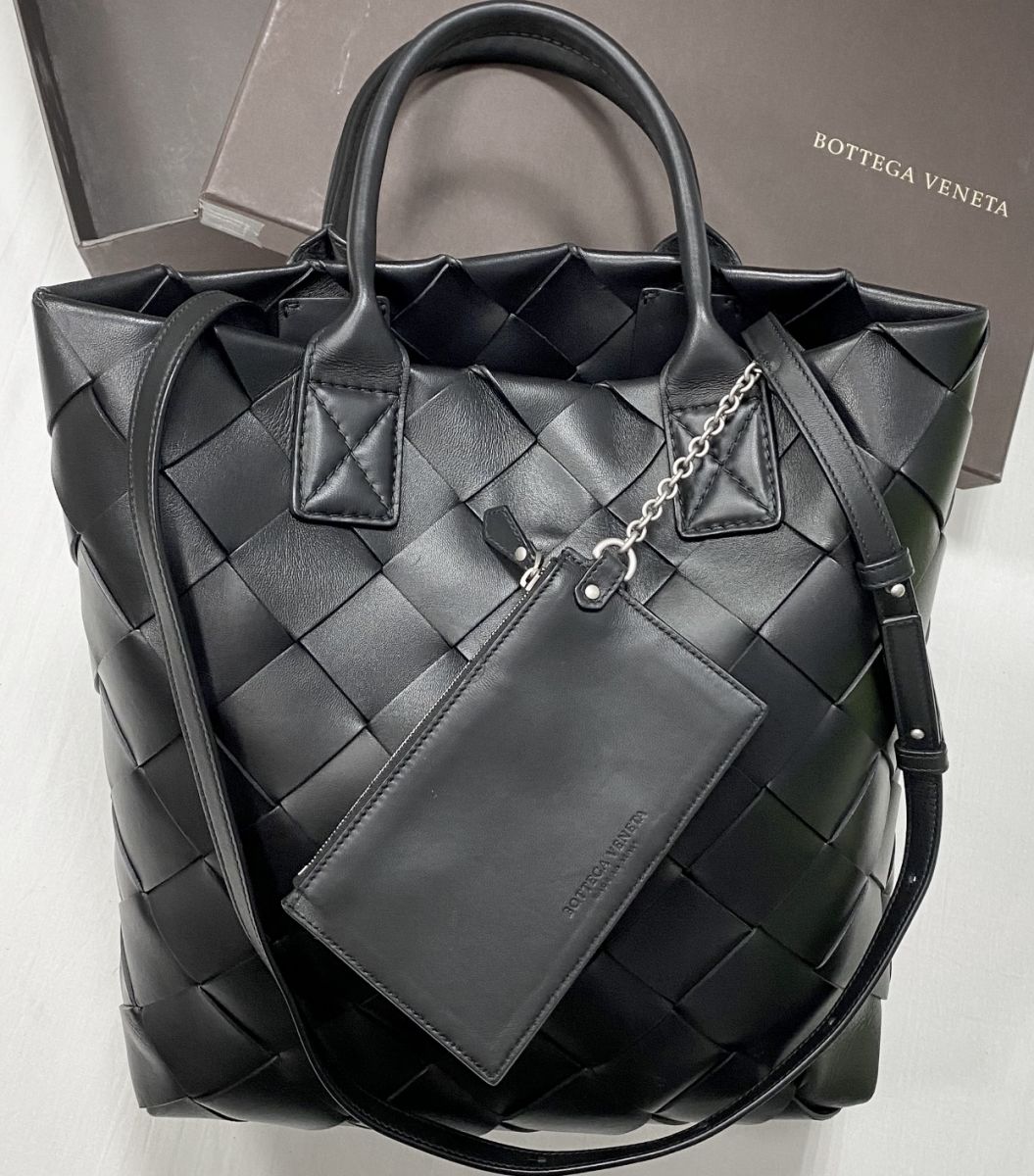 Сумка Bottega Veneta размер 30/35 цена 109 585 руб 
