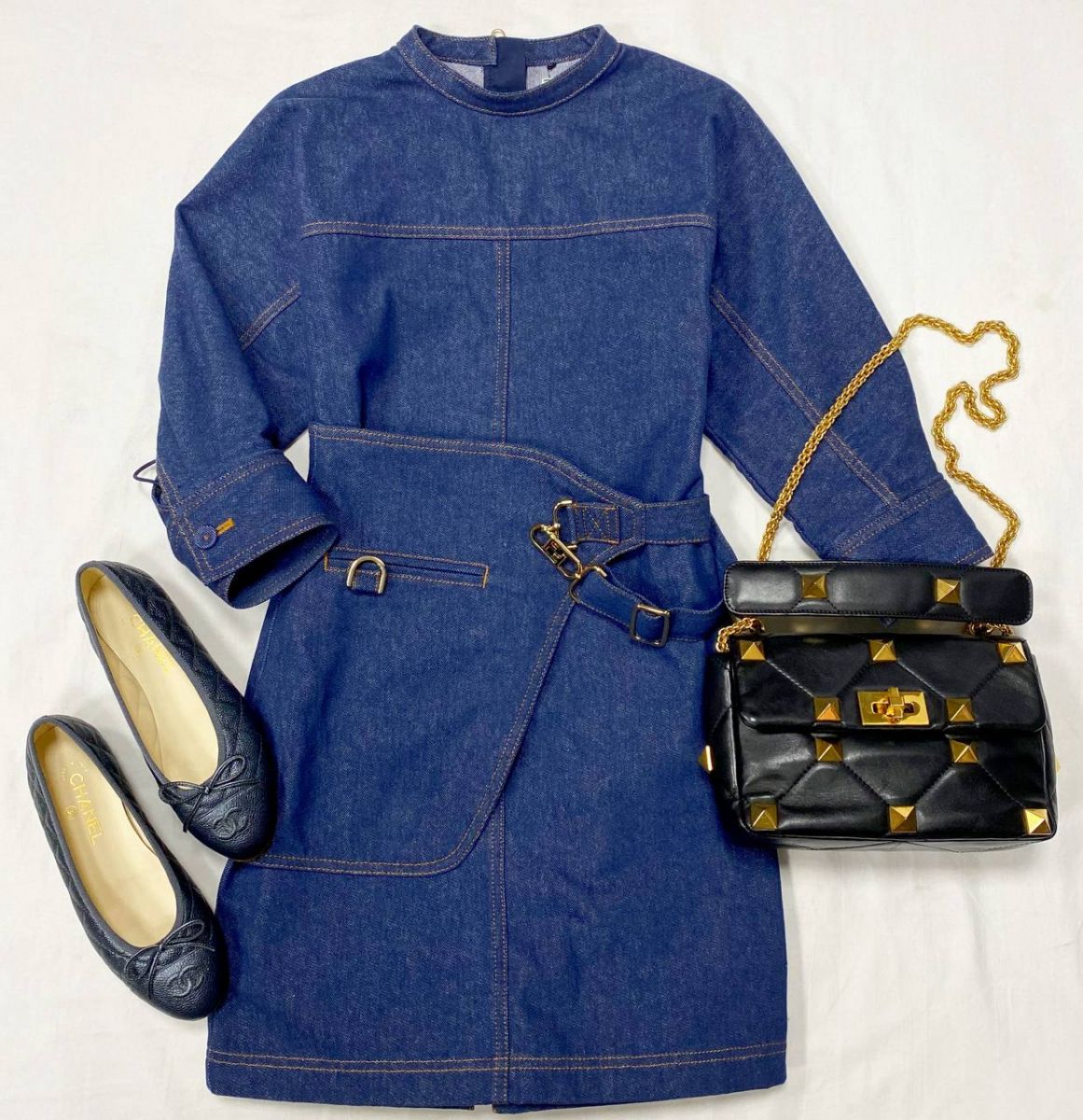 Платье + баска Fendi размер 38 цена 62 620 руб Балетки Chanel размер 37.5 цена 39 138 руб Сумка Valentino