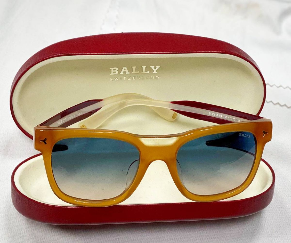 Очки Bally цена 7 828 руб