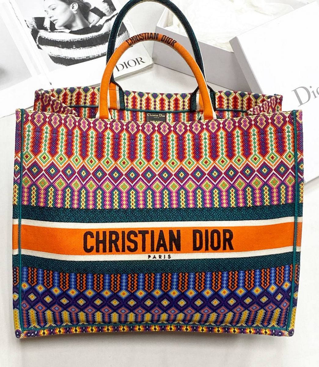Сумка Christian Dior размер 40/35 цена 117 413 руб 