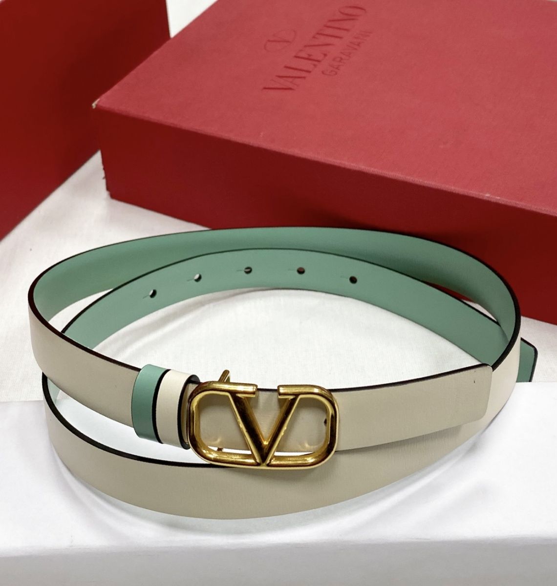 Ремень / двухсторонний / Valentino размер 80/32 цена 12 524 руб