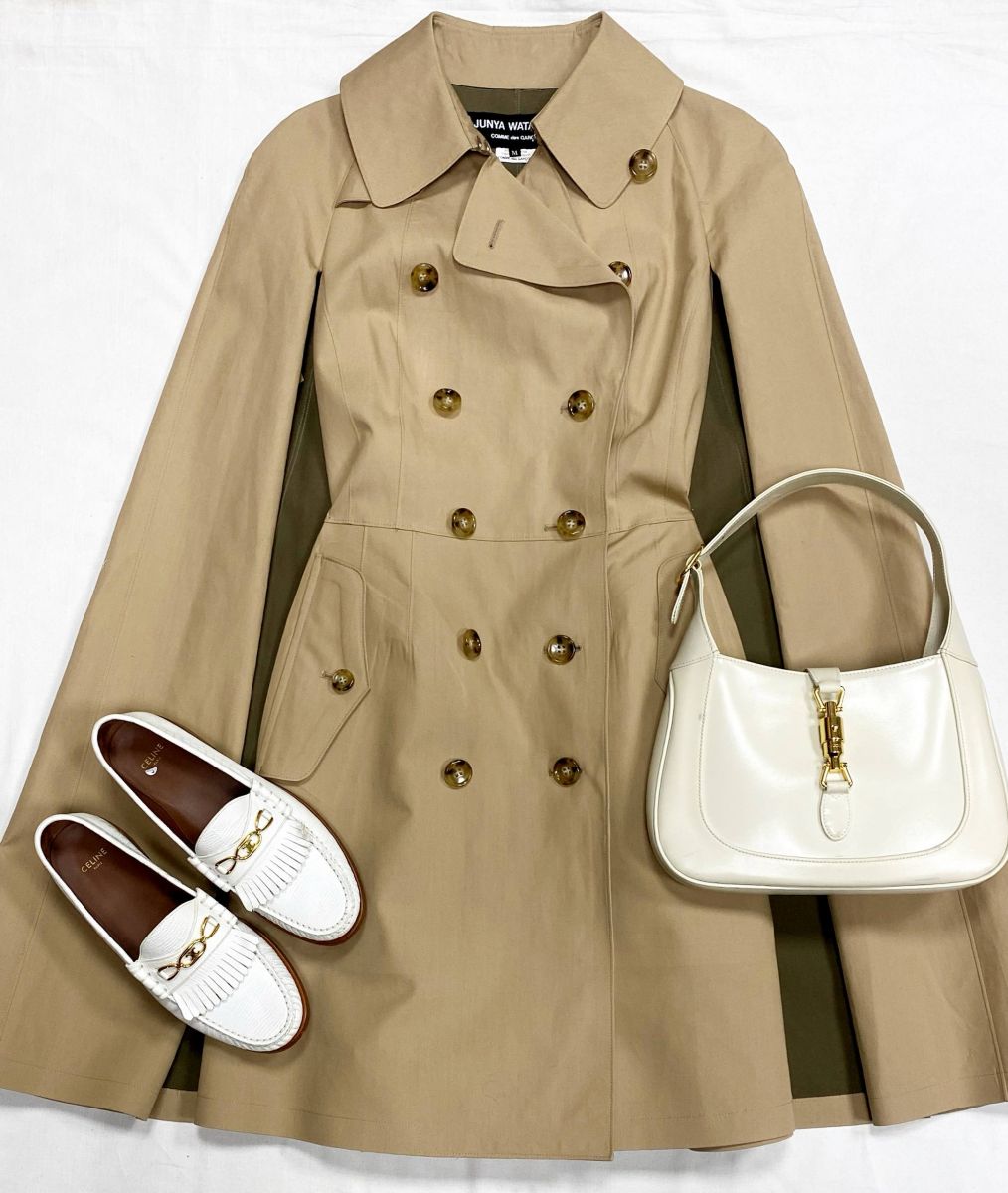 Кейп Junya Watanabe размер M цена 46 965 руб
Лоферы Celine размер 39 цена 31 310 руб
Сумка Gucci