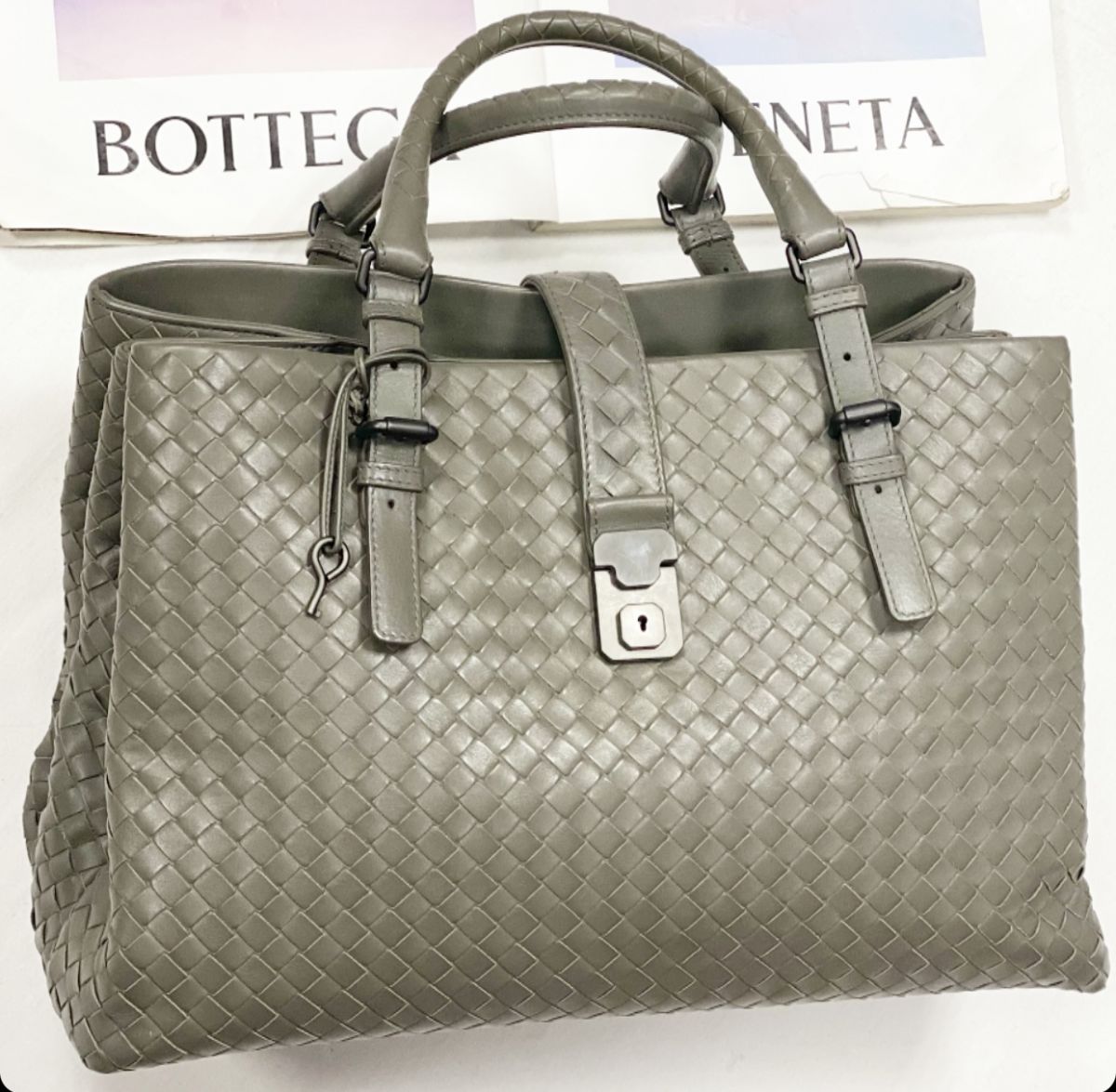 Сумка Bottega Veneta размер 35/25 цена 123 080 руб 
