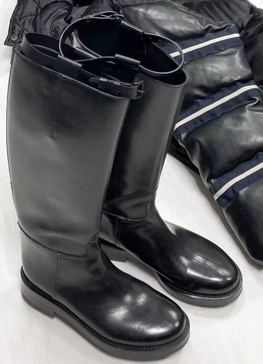 
Сапоги Anne Demeulemeester размер 40 цена 70 448 руб 