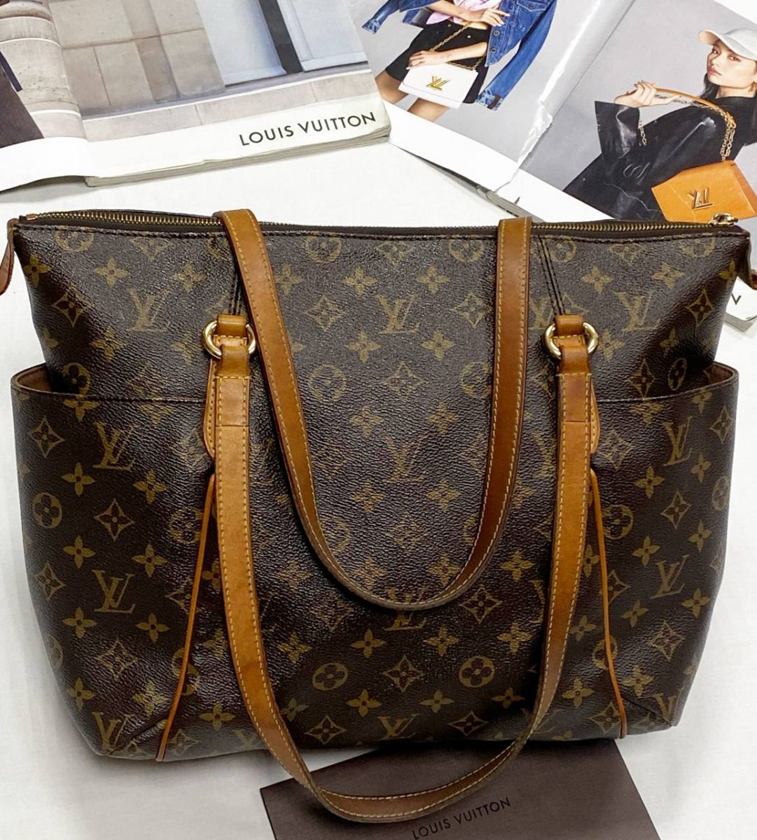Сумка Louis Vuitton размер 35/30 цена 46 965 руб