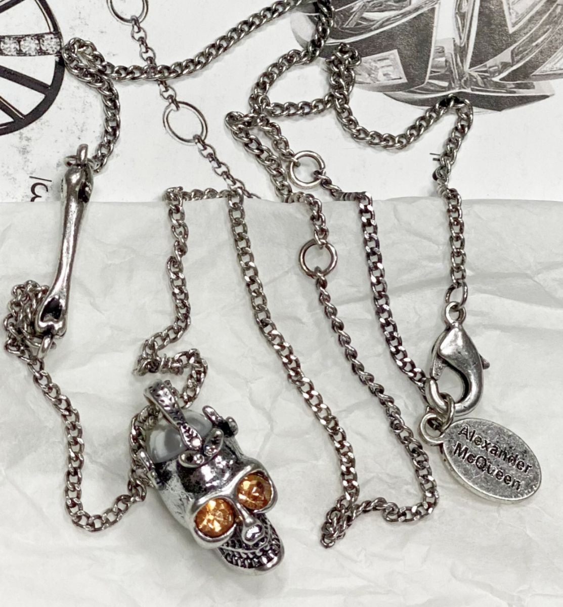 Подвеска Alexander McQueen цена 10 959 руб 