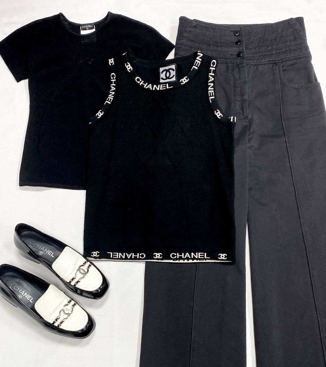 Брюки Chanel размер 38 цена 39 138 руб
Топы Chanel размер 38 цена по 15 655 руб
Лоферы Chanel размер 39 цена 39 138 руб