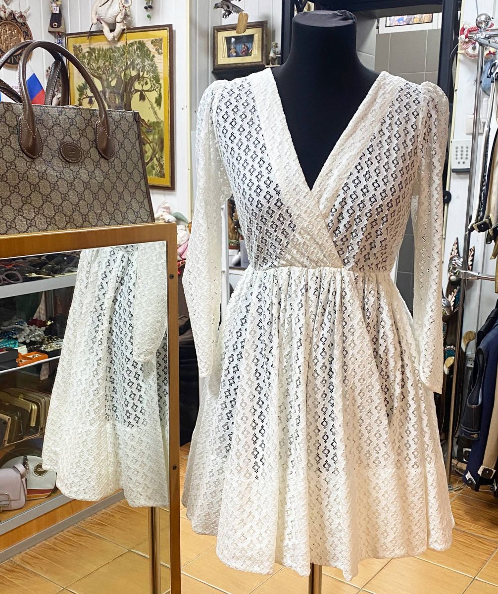 Платье Maje размер 1 цена 10 959 руб
Платье Max Mara размер 44 цена 4 697 руб
Платье Weekend/ Max Mara размер 42 цена 4 697 руб
Платье PAROSH размер S цена 7 828 руб
