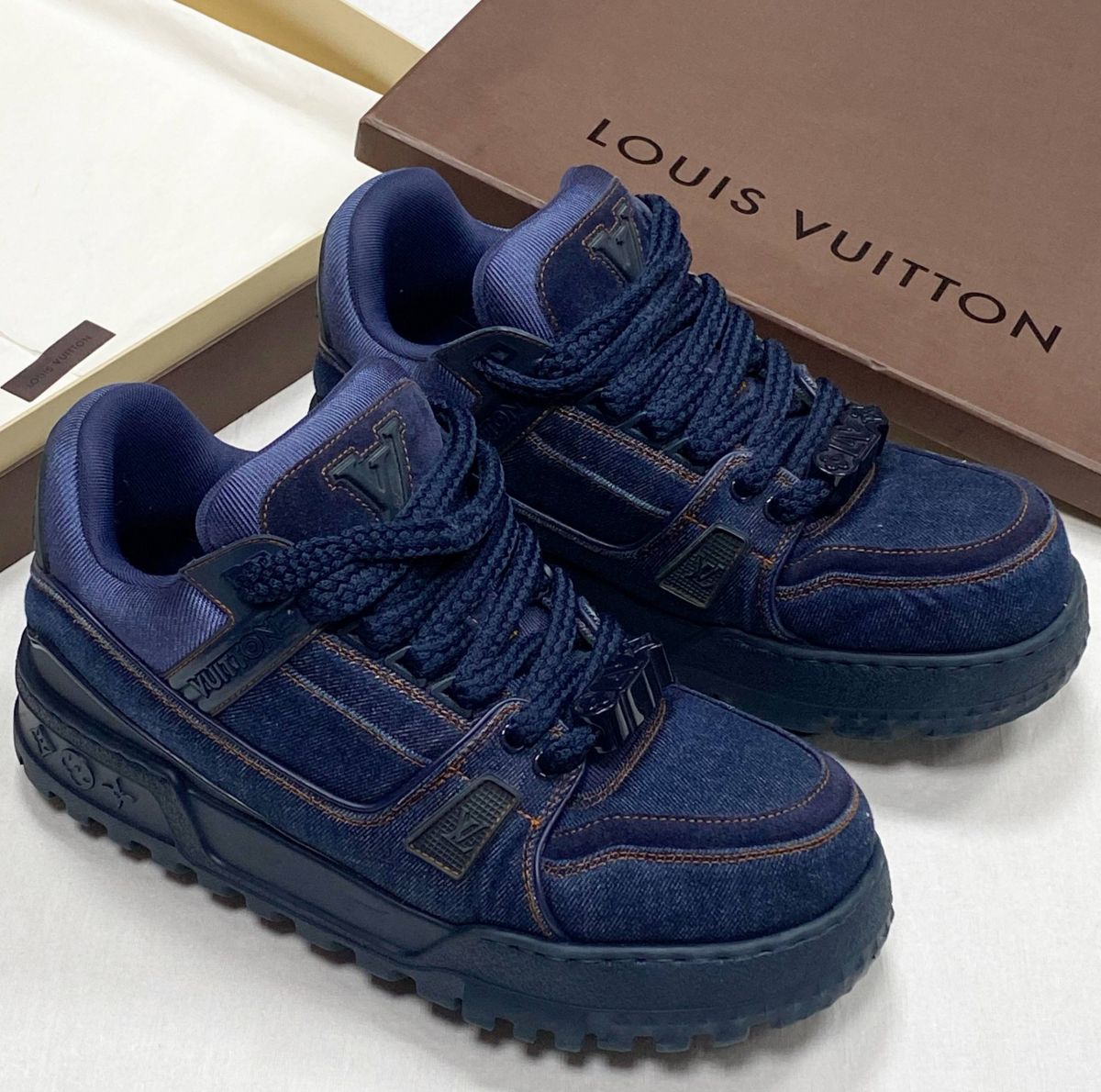 #mechtamen Кроссовки Louis Vuitton размер 42.5 цена 46 965 руб

