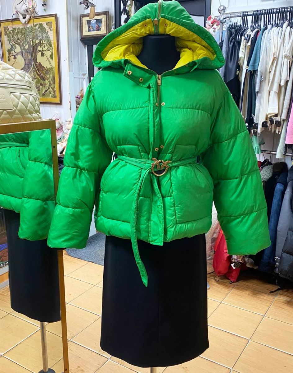 Пуховик Pinko размер 42 цена 12 524 руб
Водолазка Christian Dior размер 40 цена 7 828 руб
Юбка Max Mara размер 42 цена 4 697 руб
Пуховик Etro размер 42 цена 18 786 руб