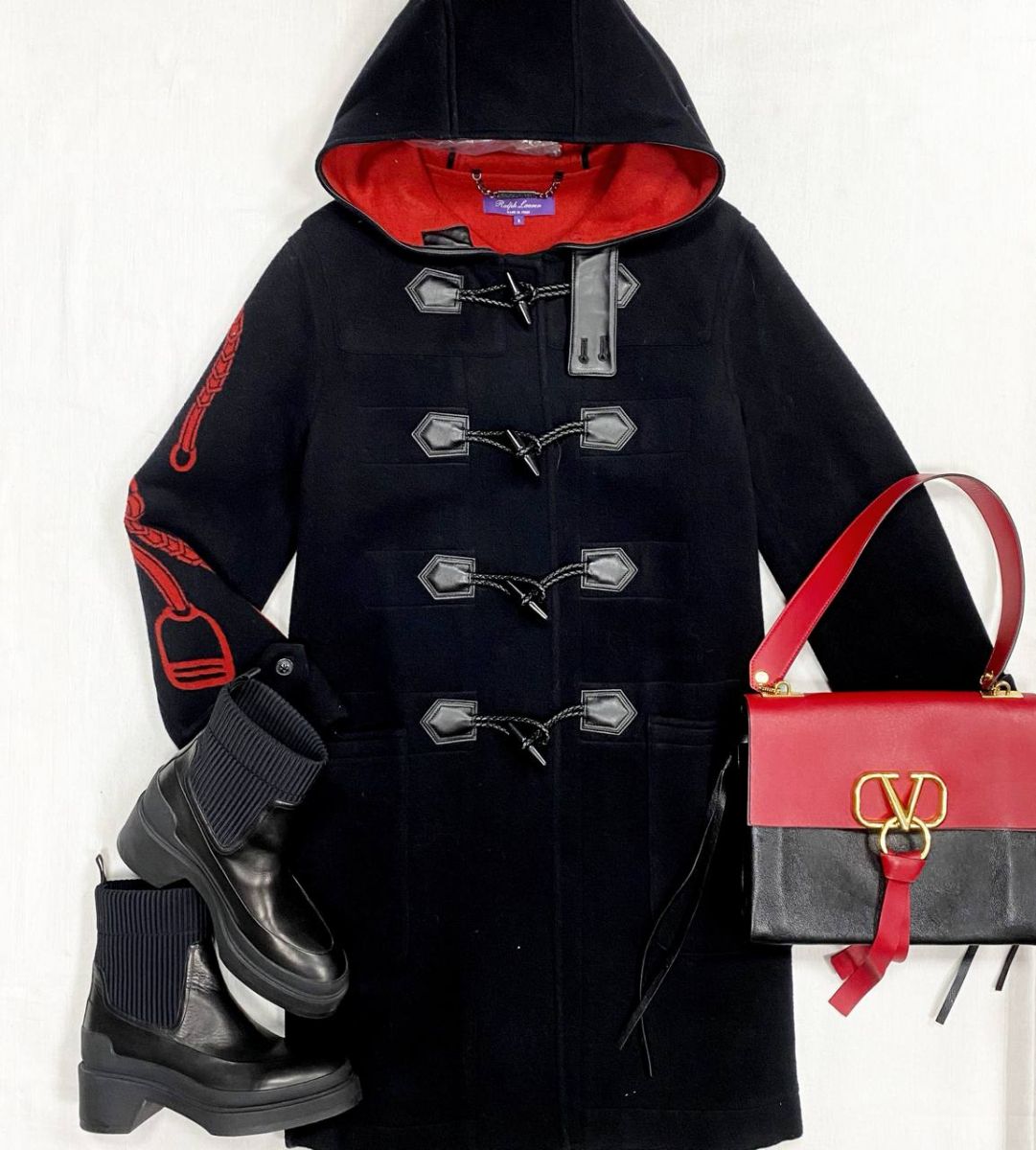 Пальто Ralph Lauren размер 8 цена 46 965 руб Ботинки Hermes размер 38 цена 54 793 руб Сумка Valentino