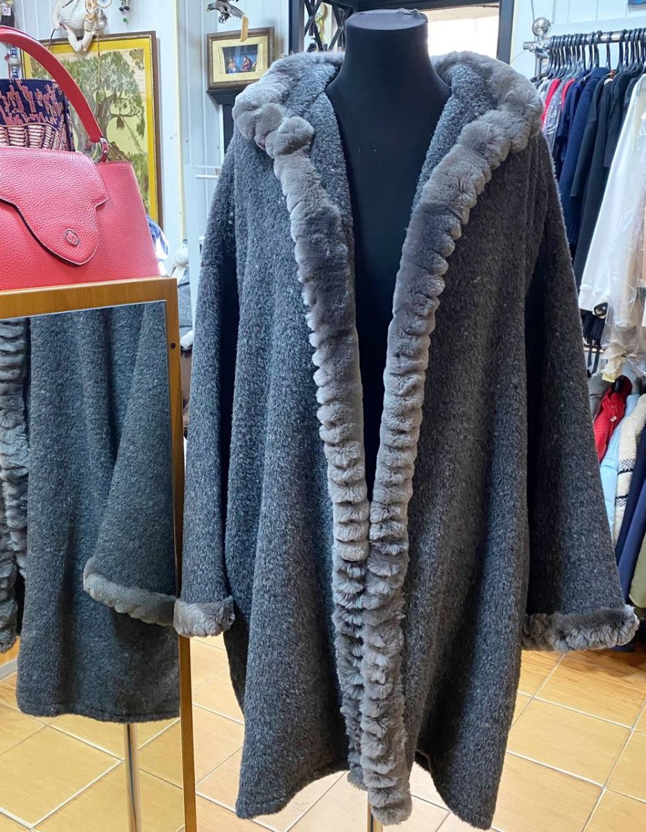 Пальто Fendi размер 42 цена 46 965 руб