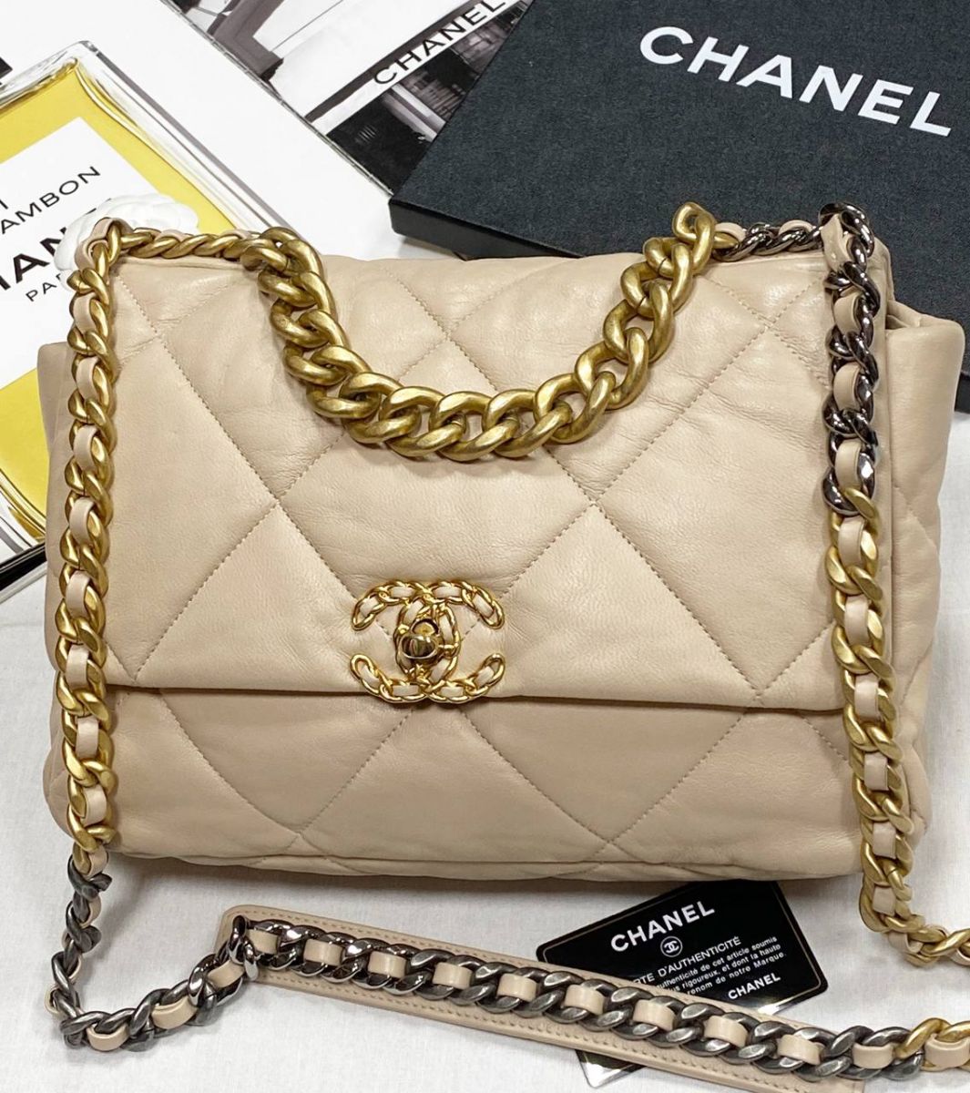Сумка Chanel размер 30/20 цена 360 065 руб/ карта/ 
