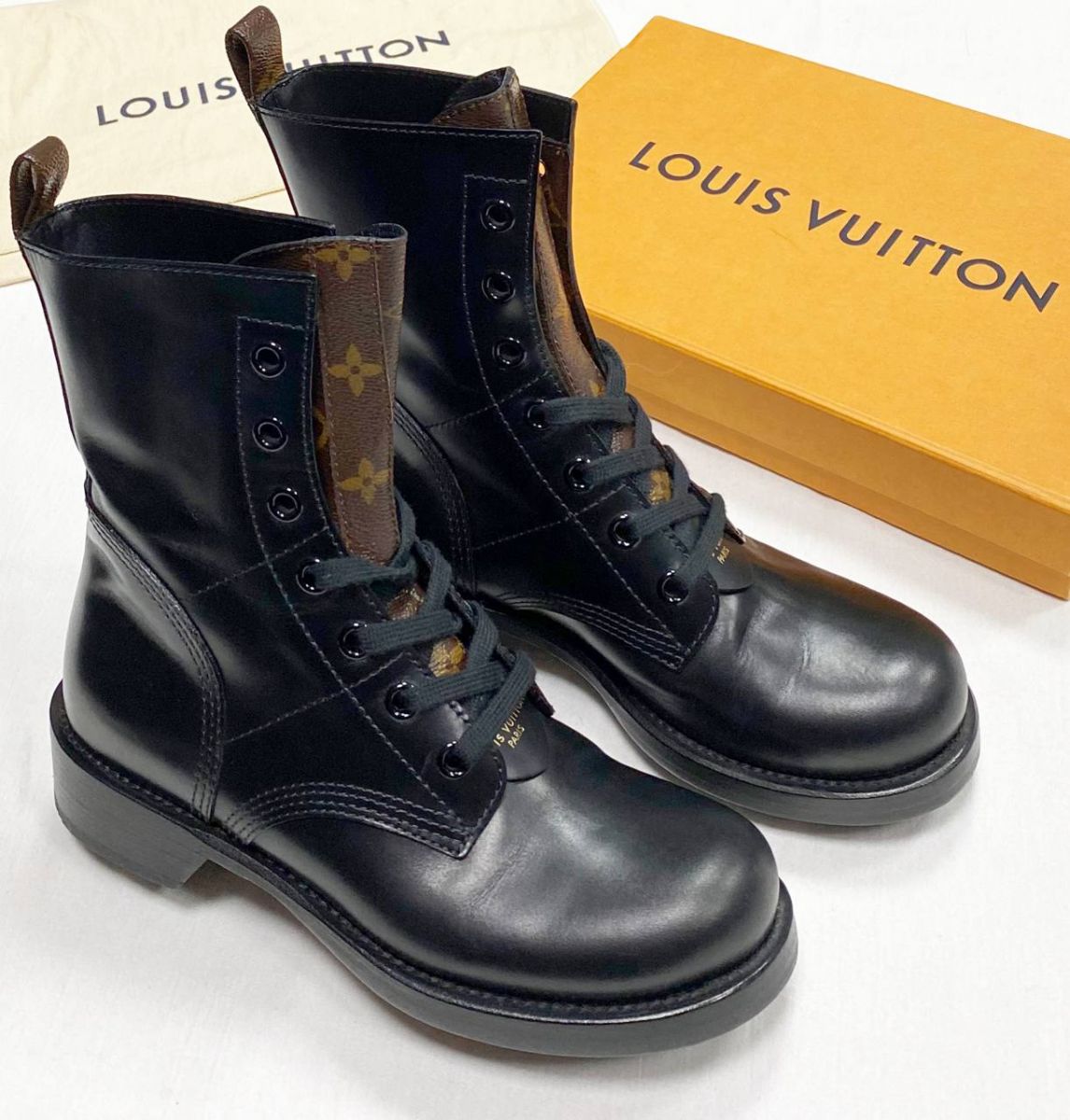 
Ботинки Louis Vuitton размер 38.5 цена 70 448 руб / новые /