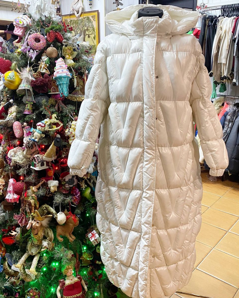 Пуховик Valentino размер 40 цена 93 930 руб