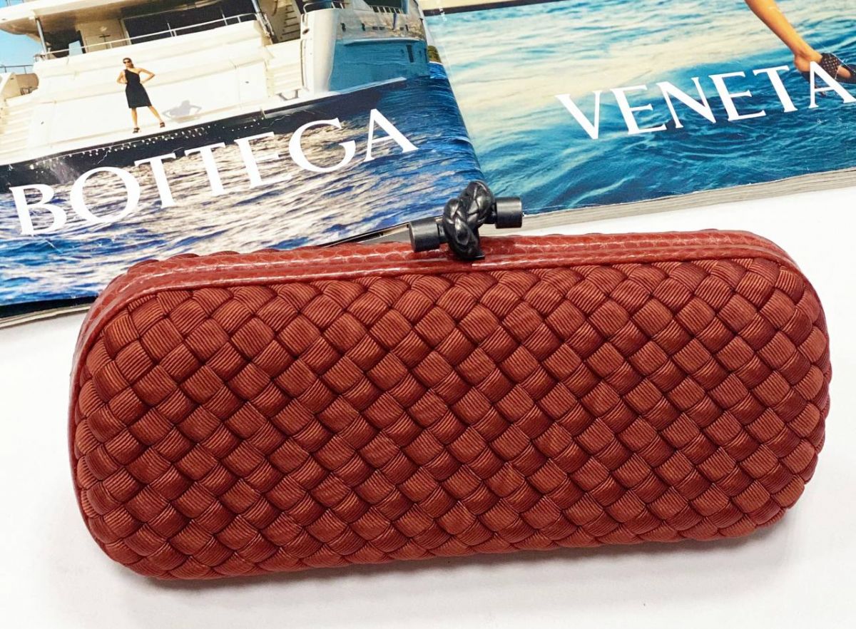Клатч Bottega Veneta размер 23/10 цена 23 483 руб 