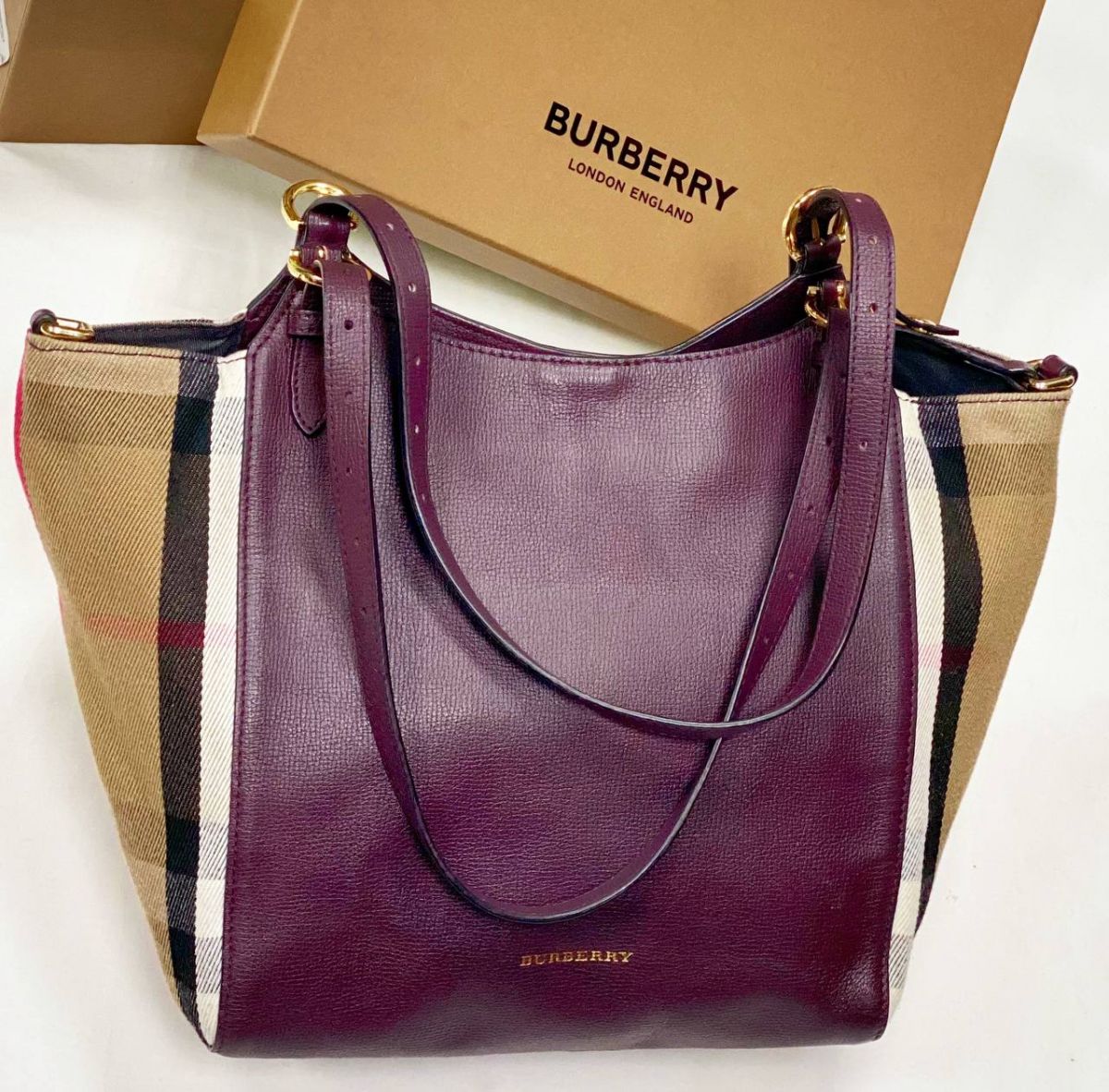 Сумка Burberry размер 30/25 цена 15 655 руб