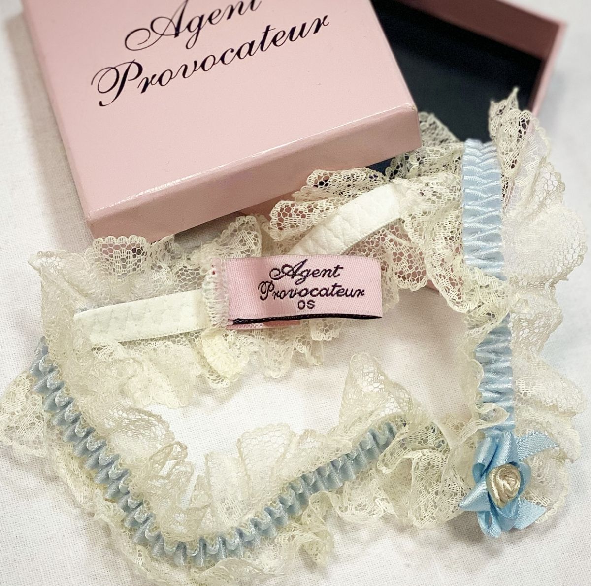 Аксессуар Agent Provocateur цена 4 616 руб / упаковка / 