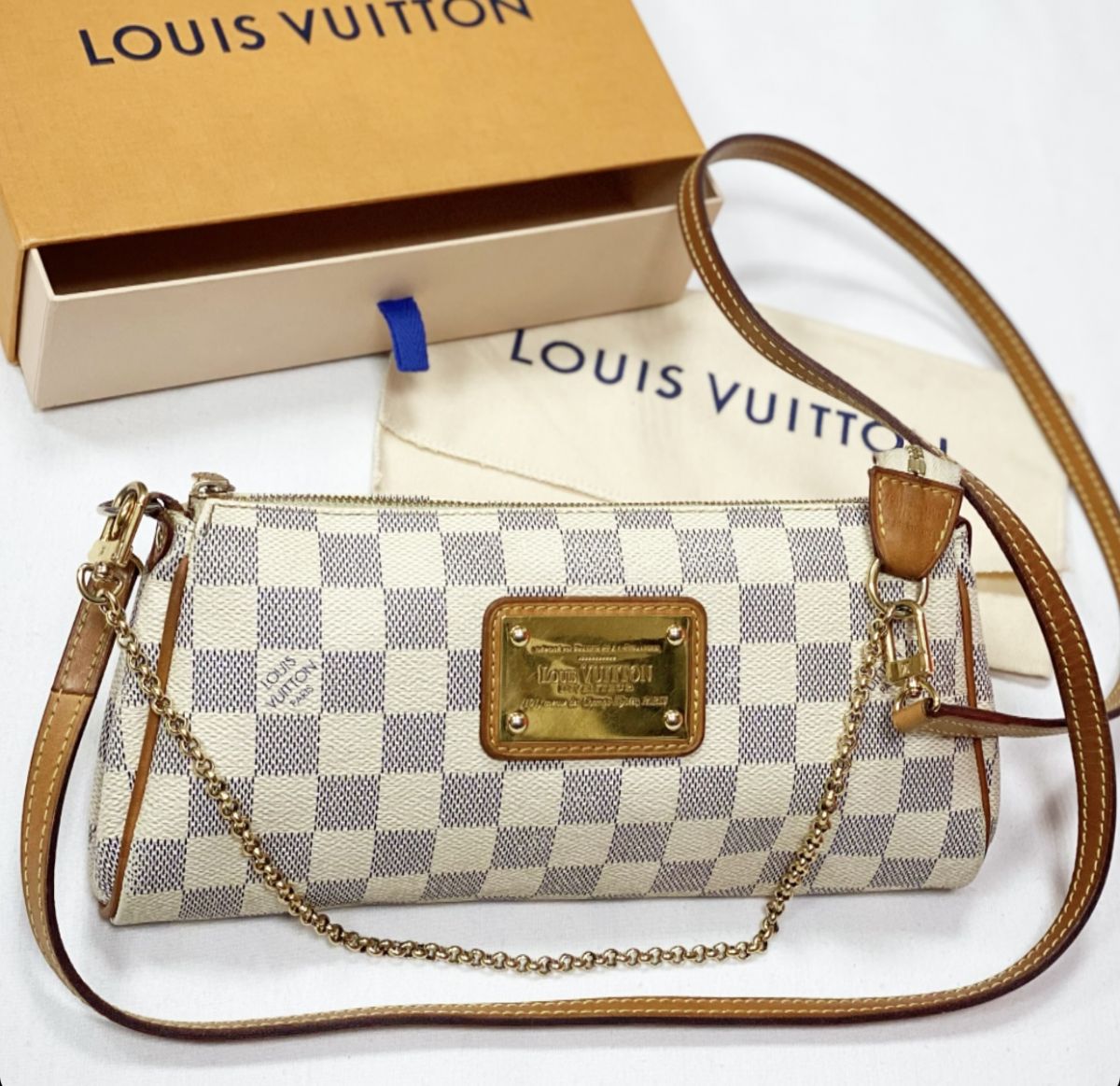 Сумочка Louis Vuitton размер 25/12 цена 30 770 руб 