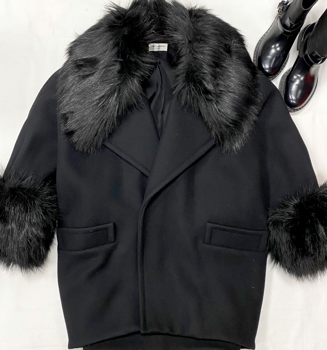 Пальто Saint Laurent размер 42 цена 38 463  руб