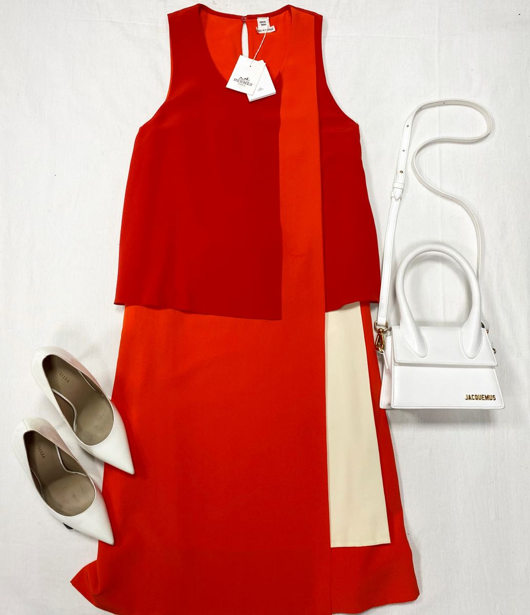 Платье / шелк / Hermès размер 38 цена 39 138 руб 
Туфли Le Silla размер 37 цена 23 483 руб 
Сумка Jacquemus