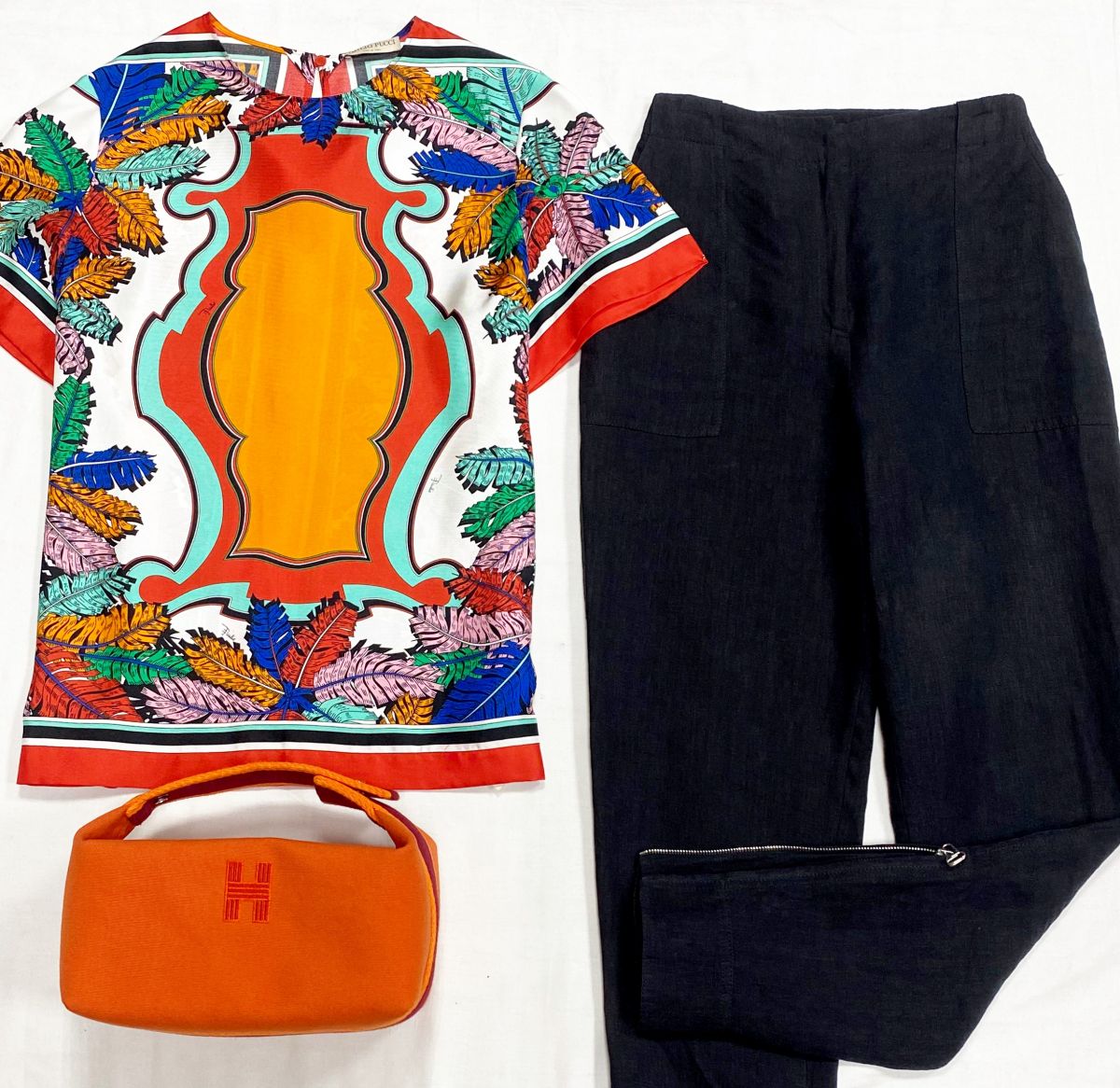 Брюки Ermanno Scervino размер 42 цена 15 655 рубТоп Emilio Pucci размер 44 цена 15 655 рубСумка Hermes