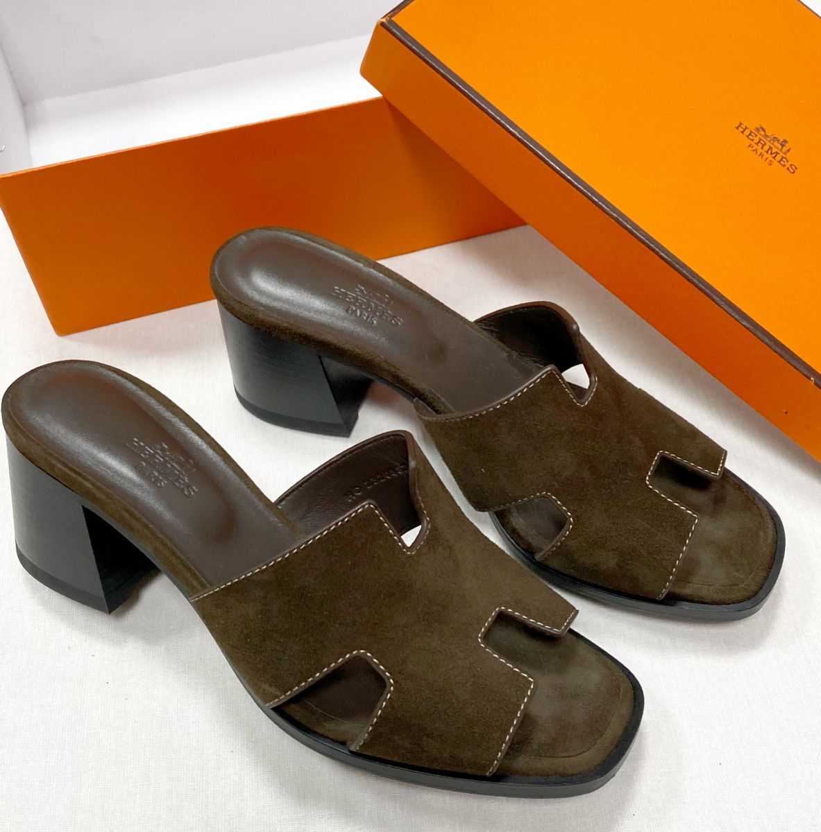 Сабо Hermès размер 37 цена 62 620 руб / новые /