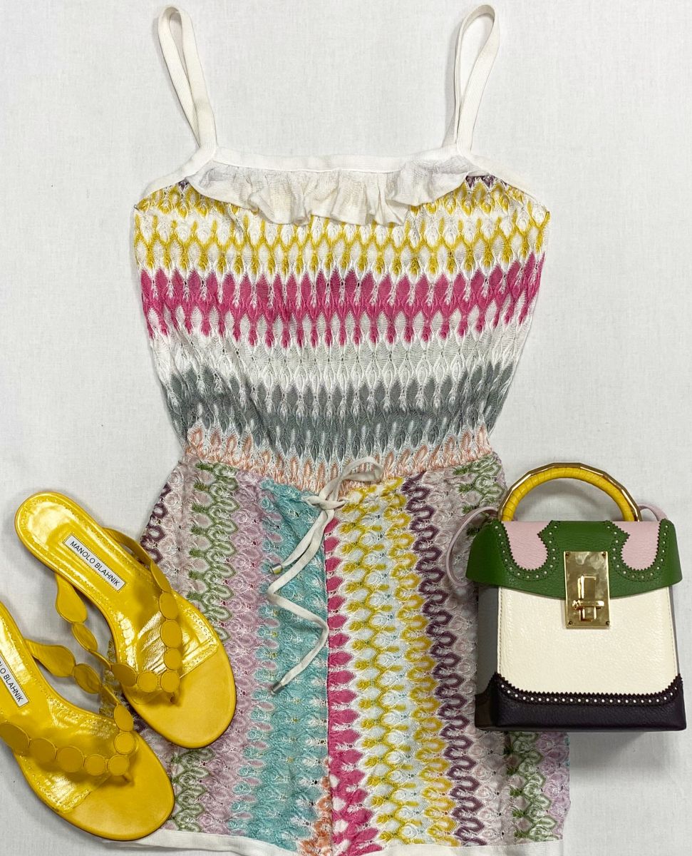 Комбинезон Missoni размер 38 цена 10 959 руб
Сабо Manolo Blahnik размер 38 цена 15 655 руб
Сумочка Volon 