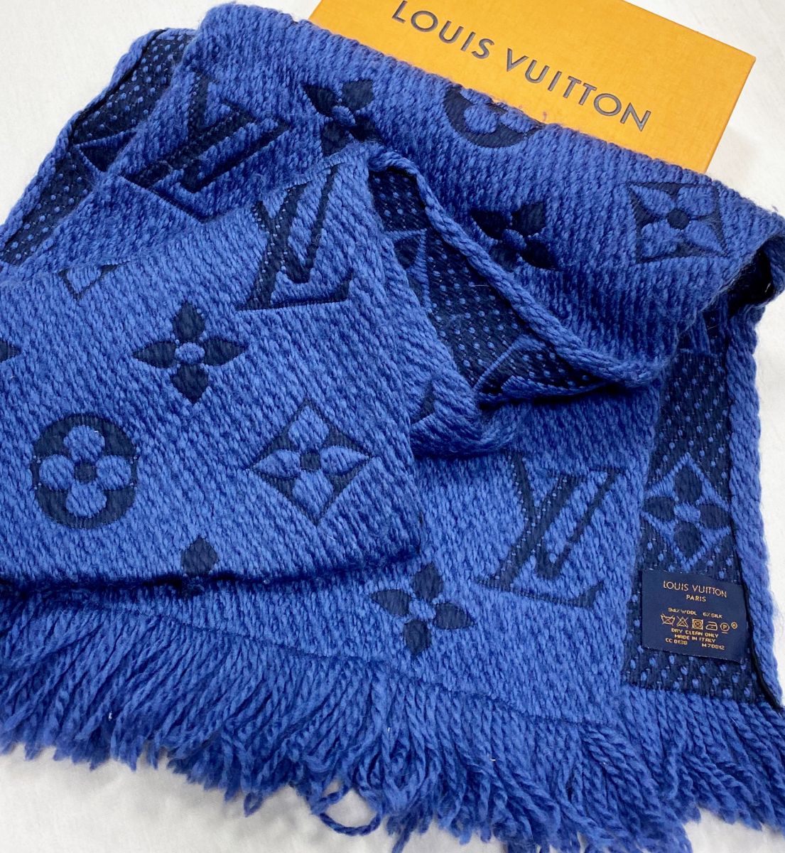 Шарф Louis Vuitton цена 18 786 руб