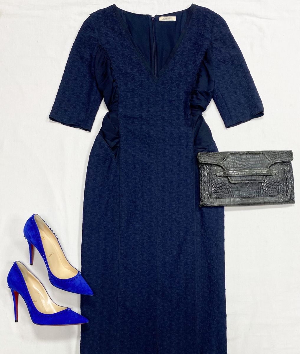 Платье Nina Ricci размер 38 цена 23 483 рубТуфли Louboutin размер 37 цена 10 959 руб