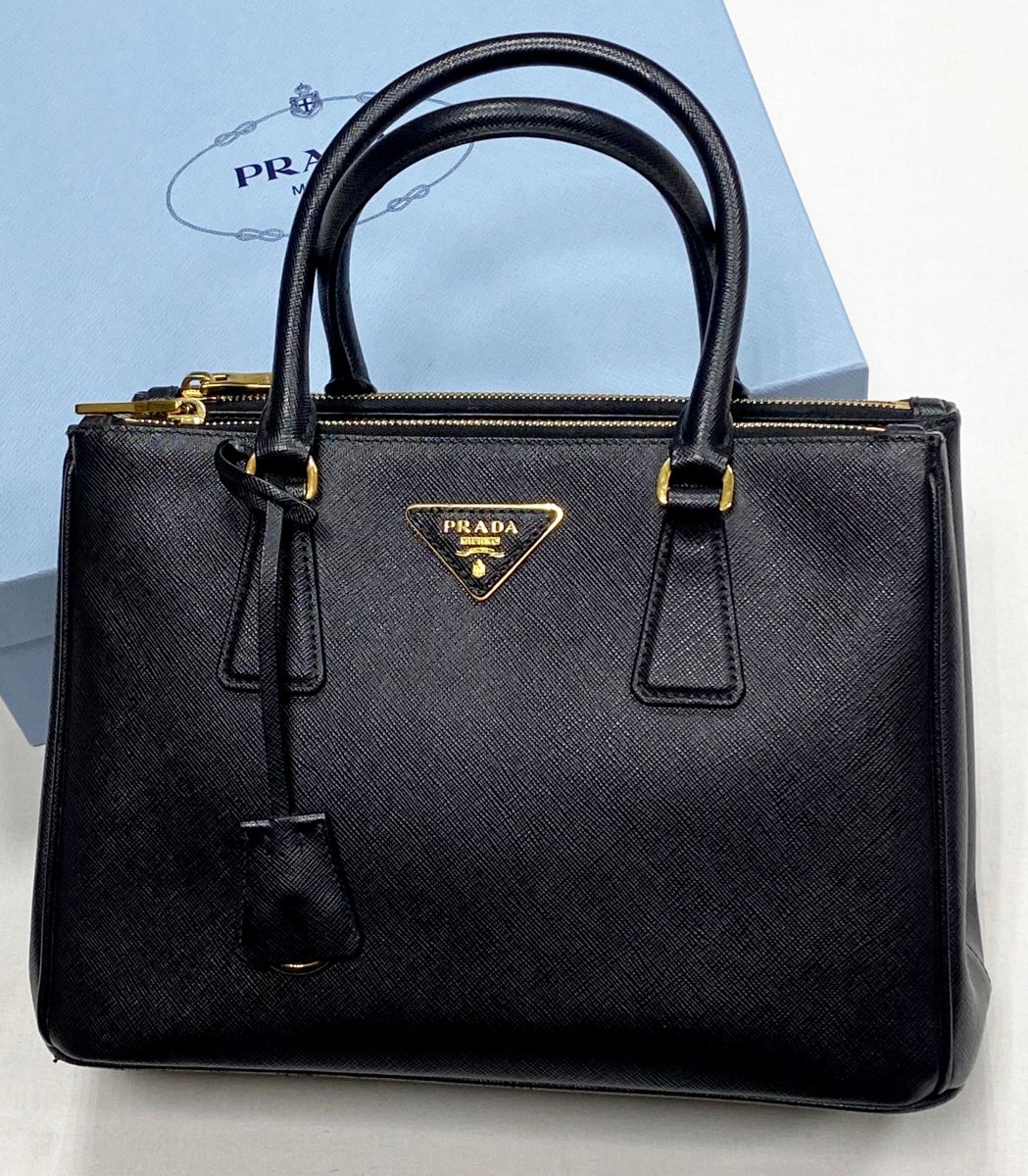 Сумка Prada размер 28/20 цена 109 585 руб